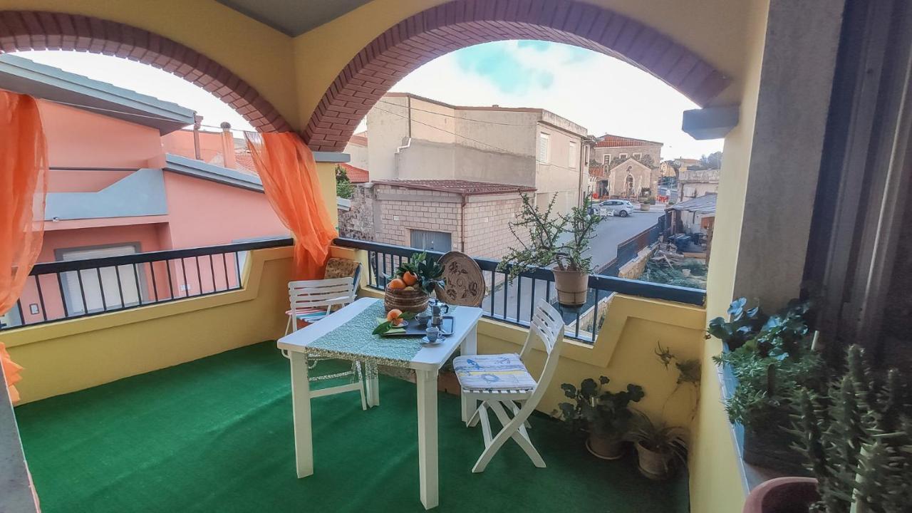 Casa Sisina Flussio Exterior foto